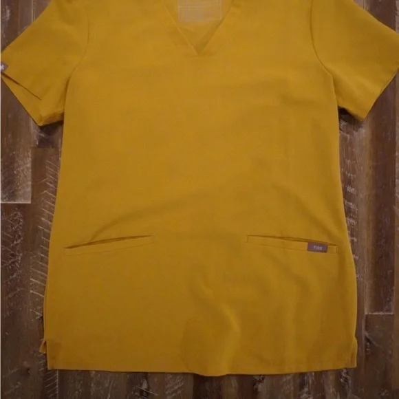 Figs Women’s RARE FIND Mustard Yellow Scrub Set. XS. - Picture 2 of 10